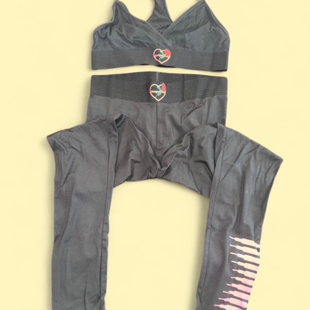 Black Savage x Fenty set - sz SMALL